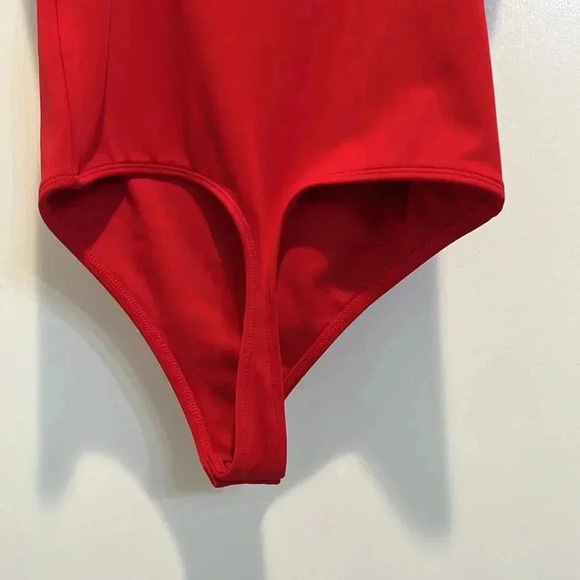 Express Body Contour red body suit sizee XS. In perfect condition! - Picture 10 of 13
